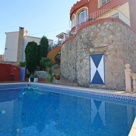 Luisa Costa Villa Calp
